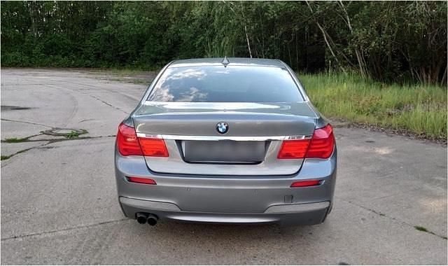 Gebraucht BMW 730 245 PS (180 kW) 2009 Grau Limousine