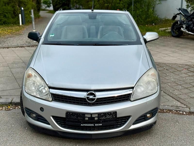 Gebraucht Opel Astra Cabriolet 150 PS (110 kW) 2008 Grau Cabrio