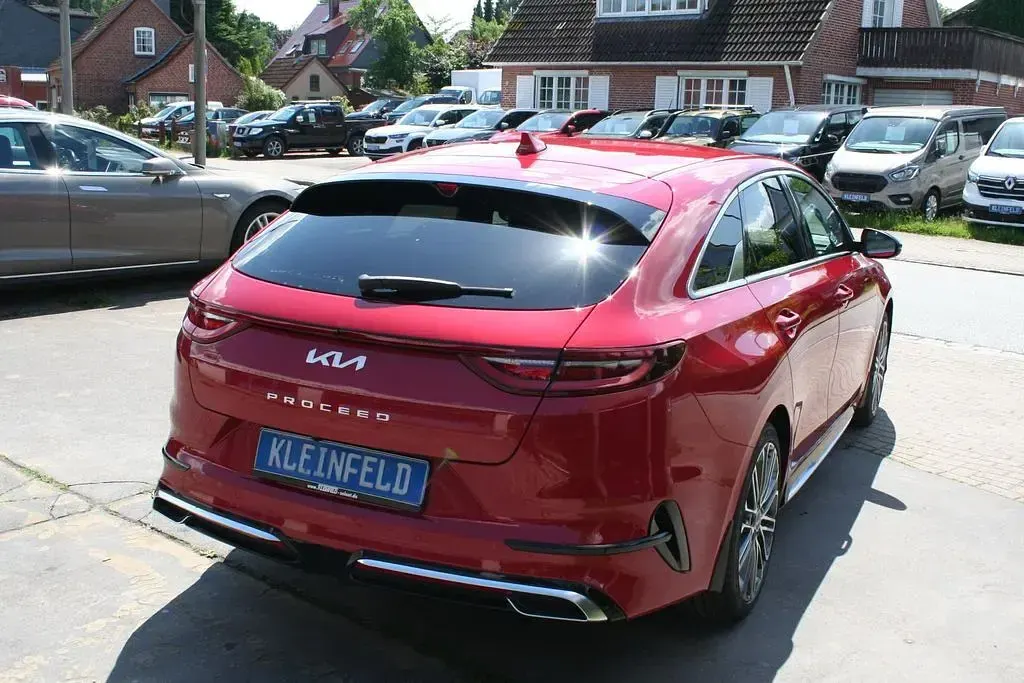 Gebraucht Kia ProCeed GT-Line 140 PS (102 kW) 2024 Rot Kombi