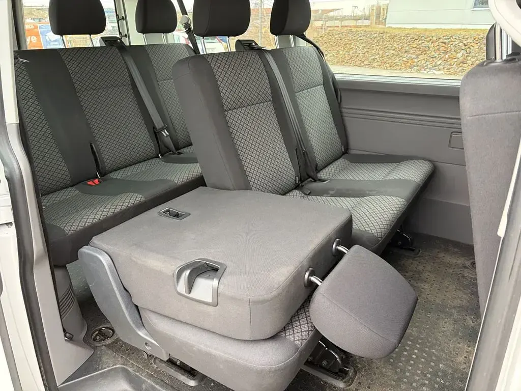 Gebraucht VW Caravelle 110 PS (80 kW) 2021 Weiß Van