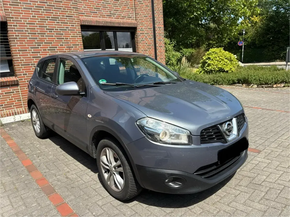 Gebraucht Nissan Qashqai 150 PS (110 kW) 2010 Grau SUV