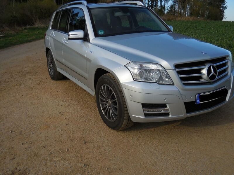 Silber Gebraucht 2010 Mercedes GLK220 SUV | 9.500 € (Guter Preis) - Bild 1/4