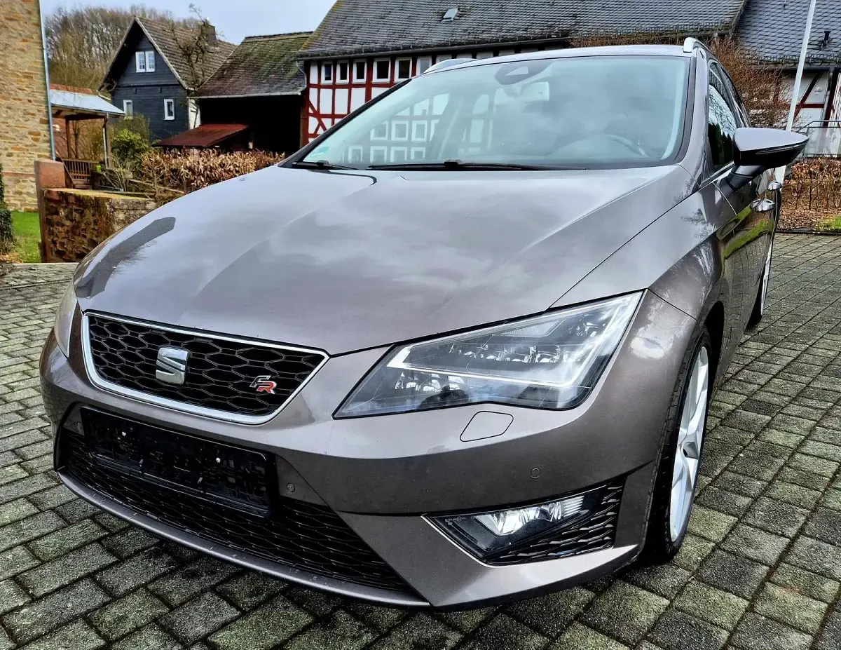 Gebraucht Seat Leon FR 184 PS (135 kW) 2015 Grau Kombi