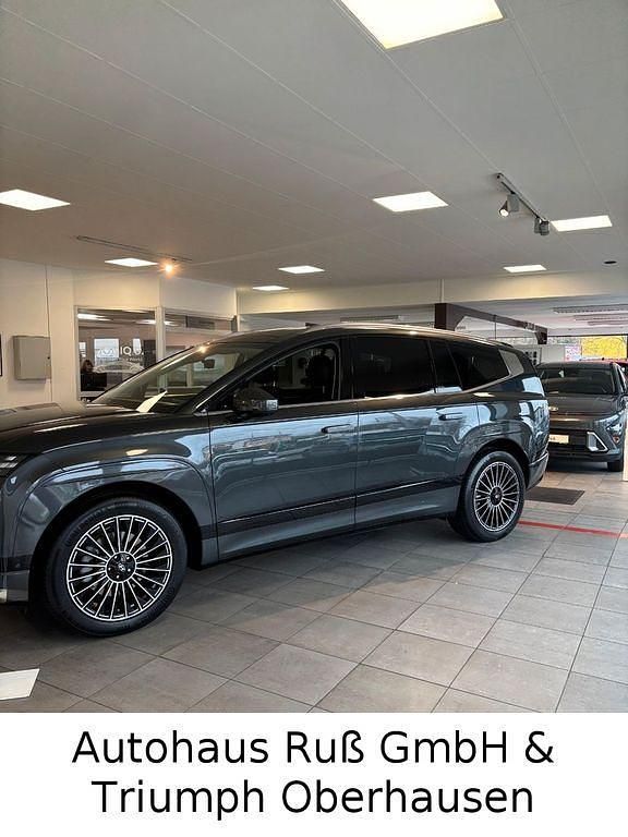 Neu Hyundai Ioniq 9 225 kW (307 PS) 2026 Grau SUV