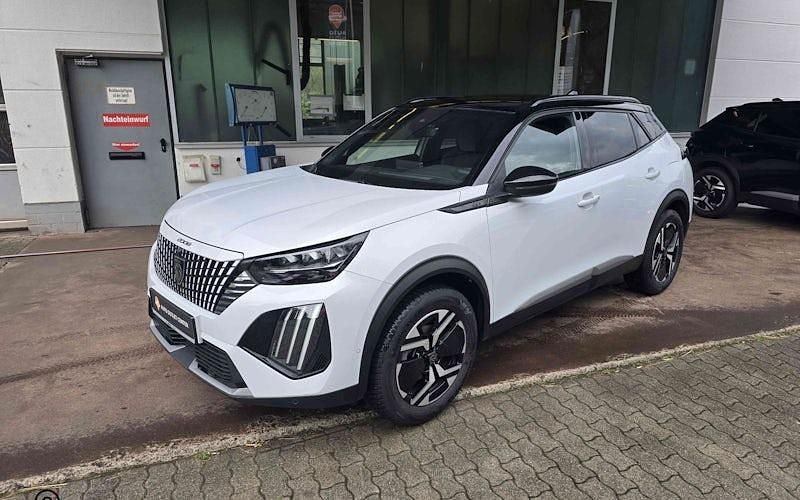 Weiß Gebraucht 2024 Peugeot 2008 GT SUV | 22.980 € (Etwas zu teuer) - Bild 1/4
