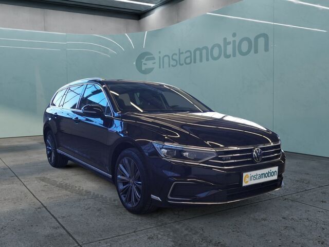 Gebraucht VW Passat GTE 156 PS (114 kW) 2024 Schwarz Kombi