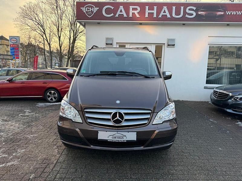 Gebraucht Mercedes Viano Edition 163 PS (119 kW) 2014 Braun Van / Kleinbus