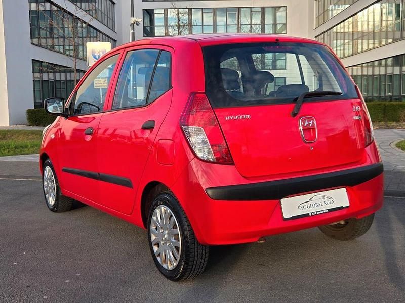 Gebraucht Hyundai i10 67 PS (49 kW) 2009 Rot Kleinwagen