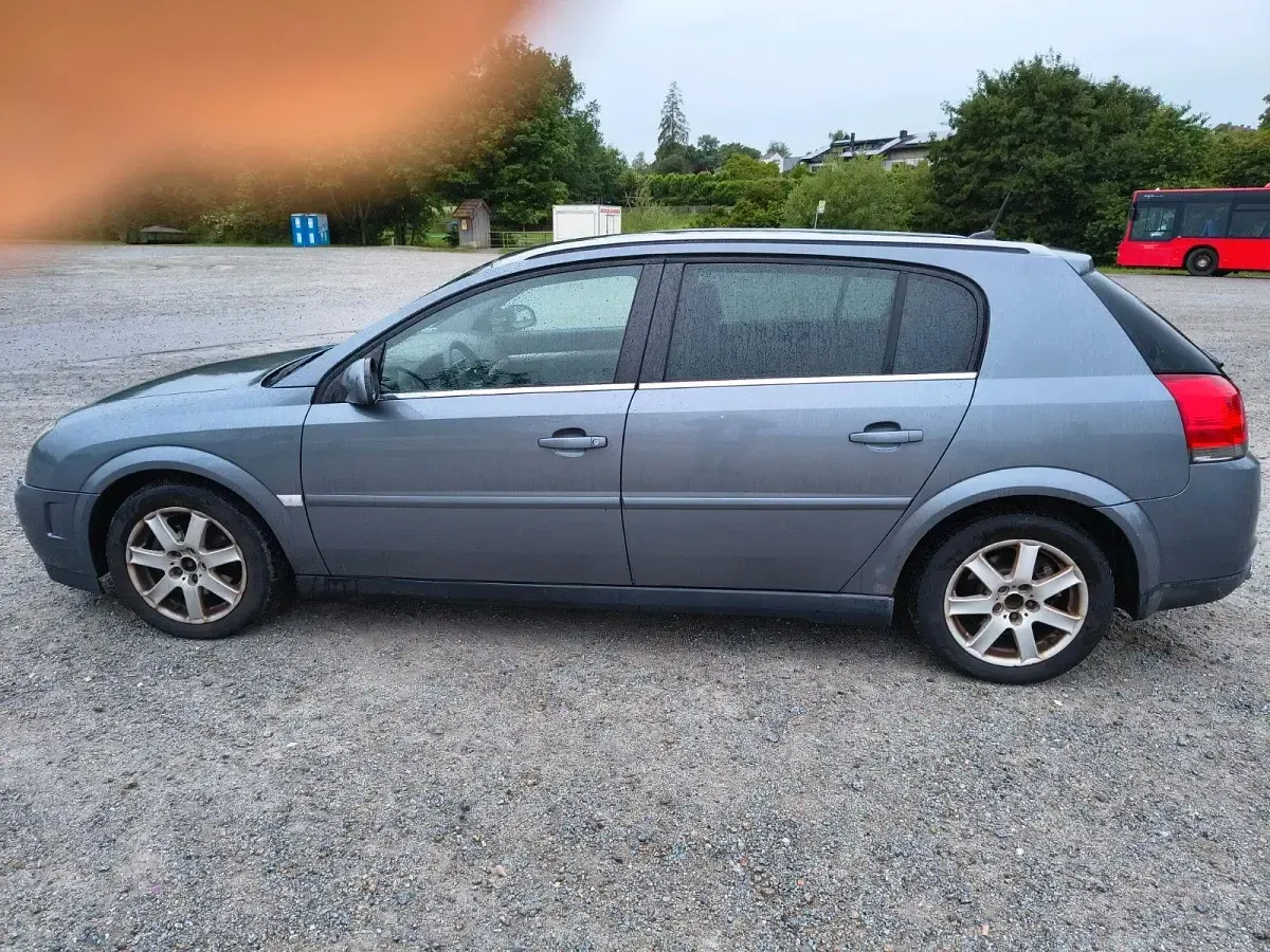 Gebraucht Opel Signum 155 PS (114 kW) 2004 Silber Kleinwagen