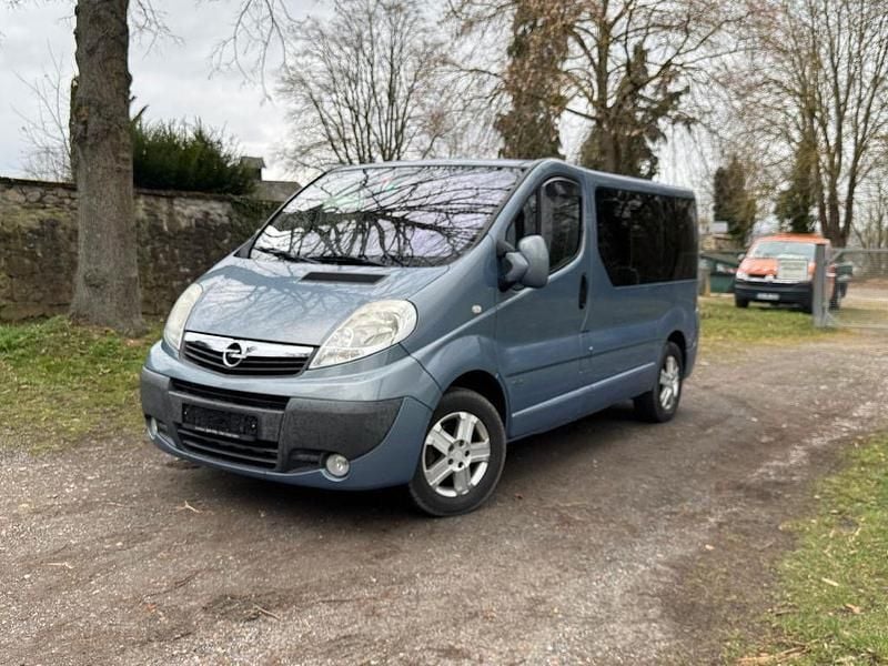 Gebraucht Opel Vivaro Cosmo 145 PS (106 kW) 2008 Grau Van / Kleinbus