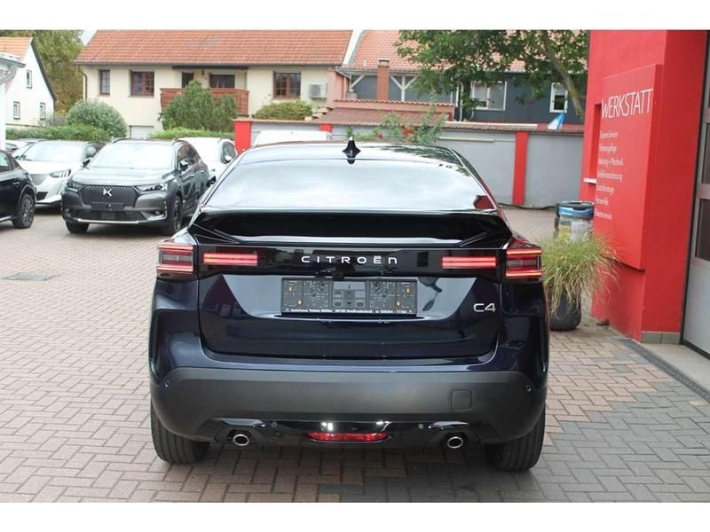 Neu Citroën C4 145 PS (106 kW) 2025 Lackierung new dark blue/typ a Limousine