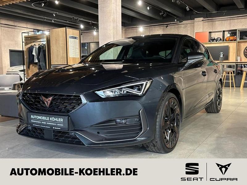 Grau Gebraucht 2022 Cupra Leon VZ Limousine | 25.990 € (Fairer Preis) - Bild 1/4