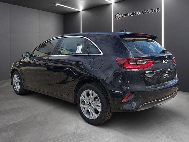 Gebraucht Kia Ceed Comfort 140 PS (102 kW) 2025 Andere Kleinwagen