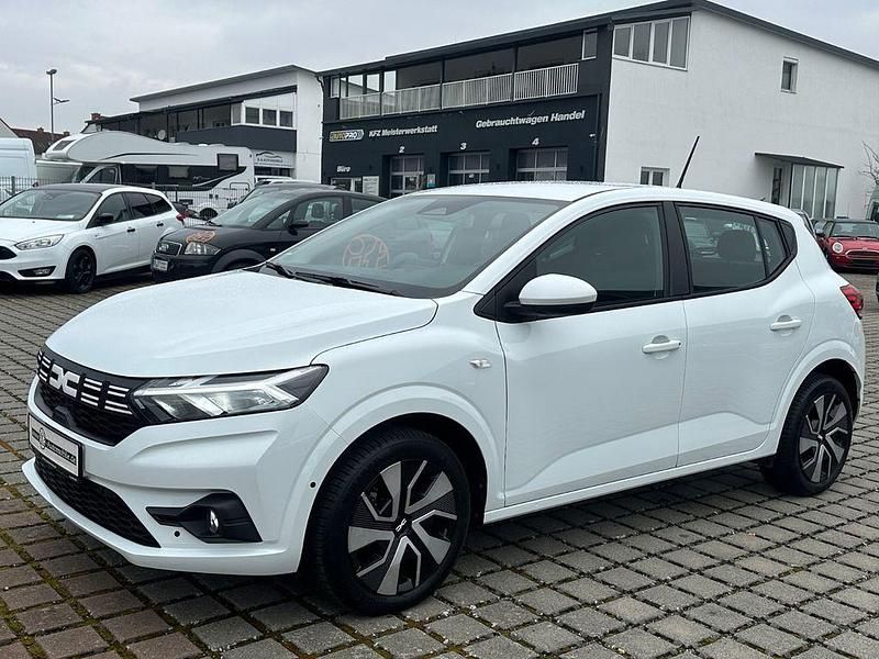 Gebraucht Dacia Sandero Expression 91 PS (66 kW) 2025 Weiß Limousine