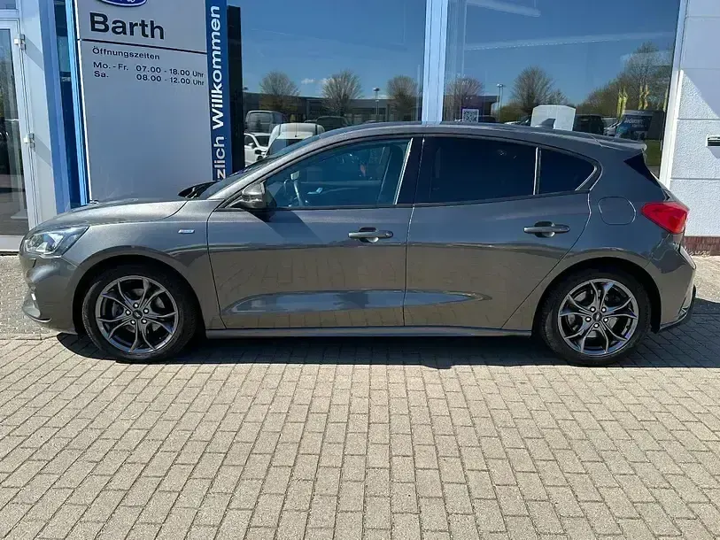 Gebraucht Ford Focus ST-Line 182 PS (133 kW) 2019 Grau Limousine