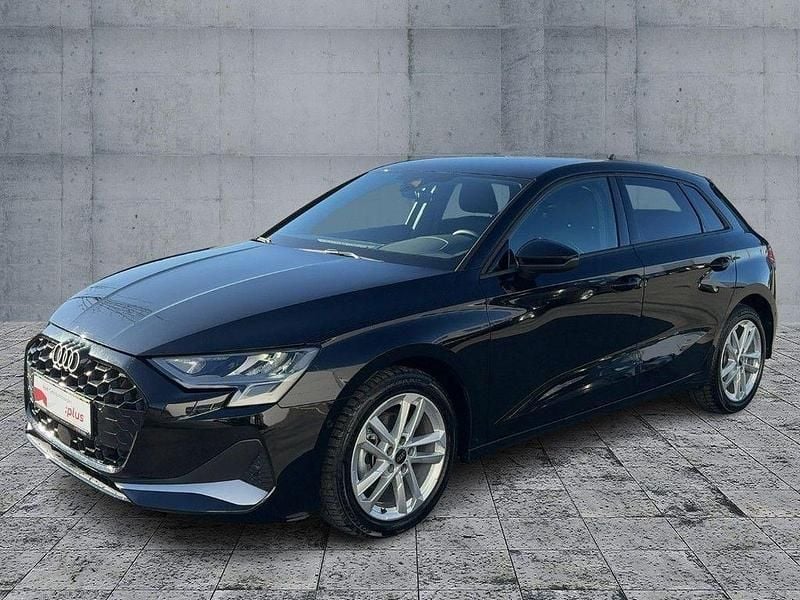 Gebraucht Audi A3 Advanced 150 PS (110 kW) 2025 Mythosschwarz metallic Limousine