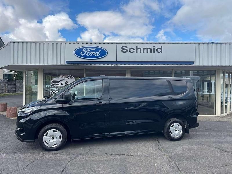 Gebraucht Ford Transit Custom Trend 136 PS (100 kW) 2024 Agate black Van / Kleinbus