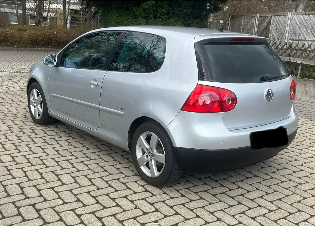 Gebraucht VW Golf V 80 PS (58 kW) 2008 Kleinwagen