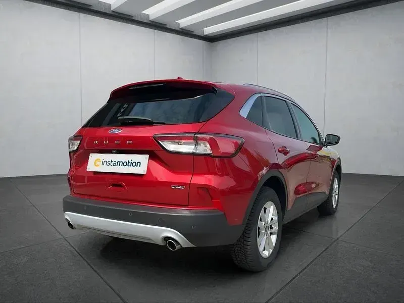 Gebraucht Ford Kuga Titanium 224 PS (164 kW) 2021 Rot SUV