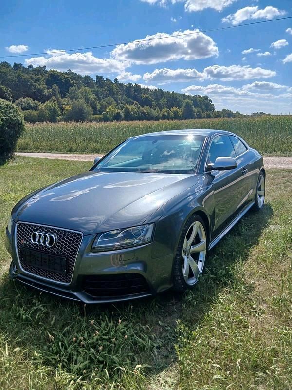 Andere farben Gebraucht 2010 Audi RS5 Sport Limousine | 29.999 € (Fairer Preis) - Bild 1/4