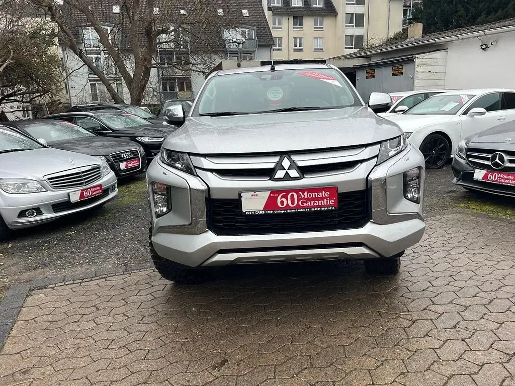 Gebraucht Mitsubishi L200 150 PS (110 kW) 2019 Silber Pickup