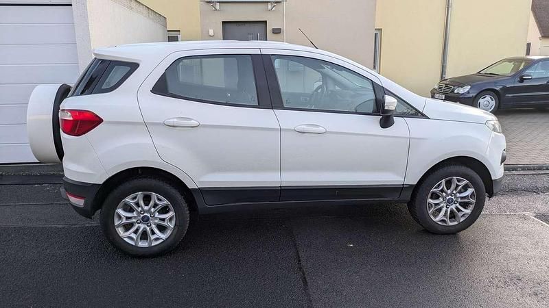 Gebraucht Ford Ecosport Trend 125 PS (91 kW) 2015 Weiß SUV