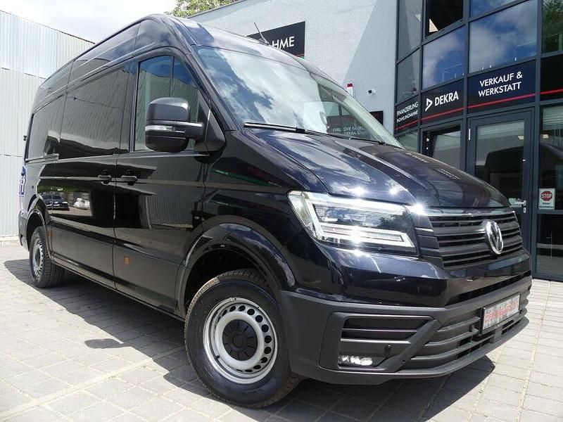 Deep black perleffekt Gebraucht 2022 VW Crafter Van | 39.800 € (Etwas zu teuer) - Bild 1/4