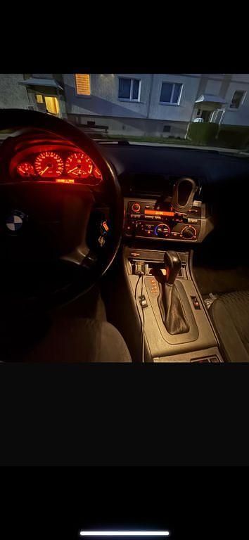 Second-hand BMW 316 105 CP (77 kW) 2000 Argintiu Berlinǎ