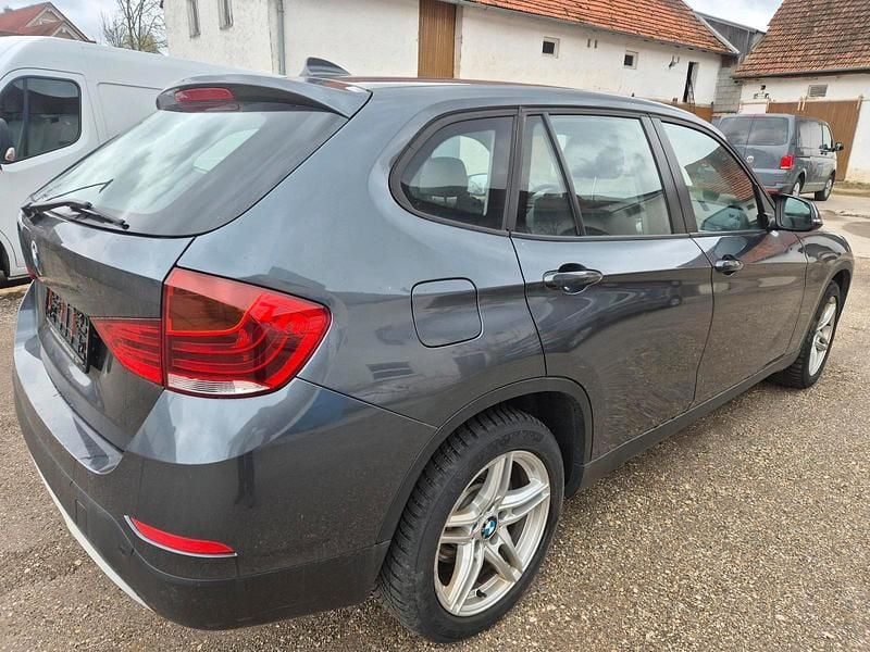 Gebraucht BMW X1 143 PS (105 kW) 2012 Grau SUV