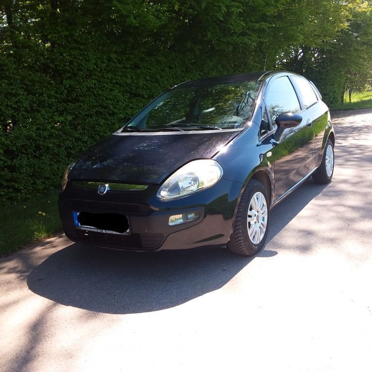 Blau Gebraucht 2011 Fiat Punto Pop Kleinwagen | 2.000 € (Guter Preis) - Bild 1/4