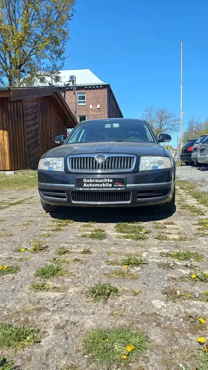 Second-hand Skoda Superb 140 CP (102 kW) 2008 Negru Berlinǎ