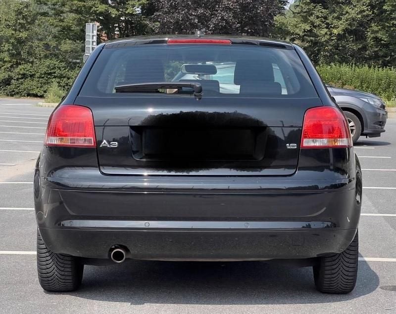 Second-hand Audi A3 102 CP (75 kW) 2006 Negru Hatchback