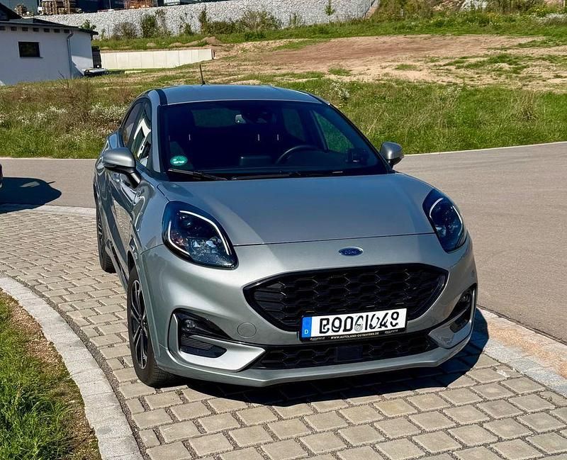 Gebraucht Ford Puma ST-Line 125 PS (91 kW) 2021 Grau SUV