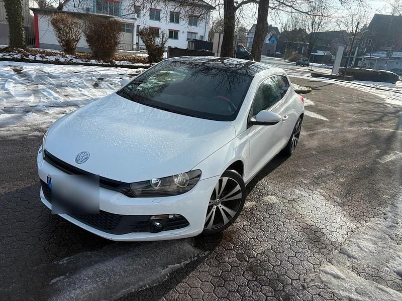 Weiß Gebraucht 2009 VW Scirocco R-line Coupé | 4.499 € (Superpreis) - Bild 1/4