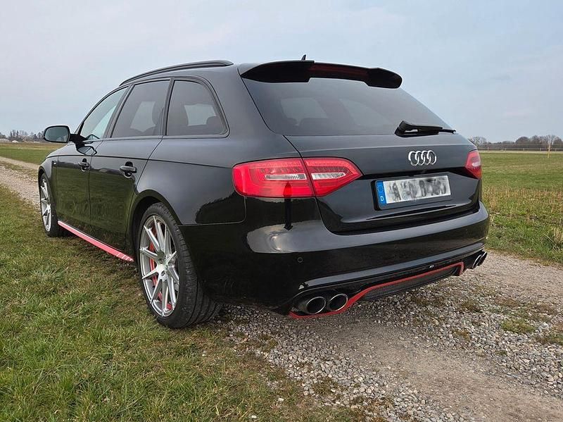 Gebraucht Audi A4 Ambition 170 PS (125 kW) 2015 Schwarz Kombi