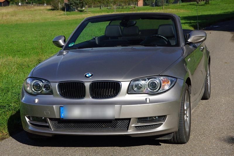 Gebraucht BMW 125 Cabriolet 218 PS (160 kW) 2010 Silber Cabrio