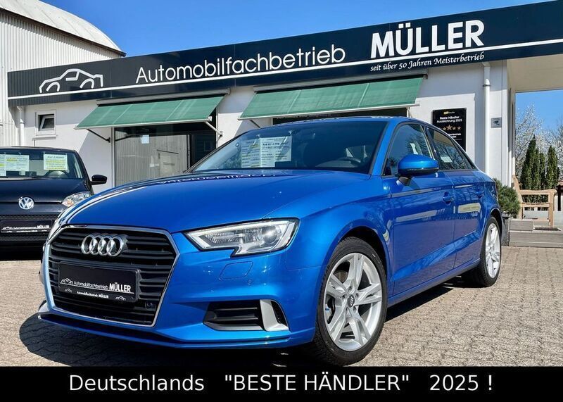 Blau Gebraucht 2018 Audi A3 Sport Limousine | 16.980 € (Fairer Preis) - Bild 1/2