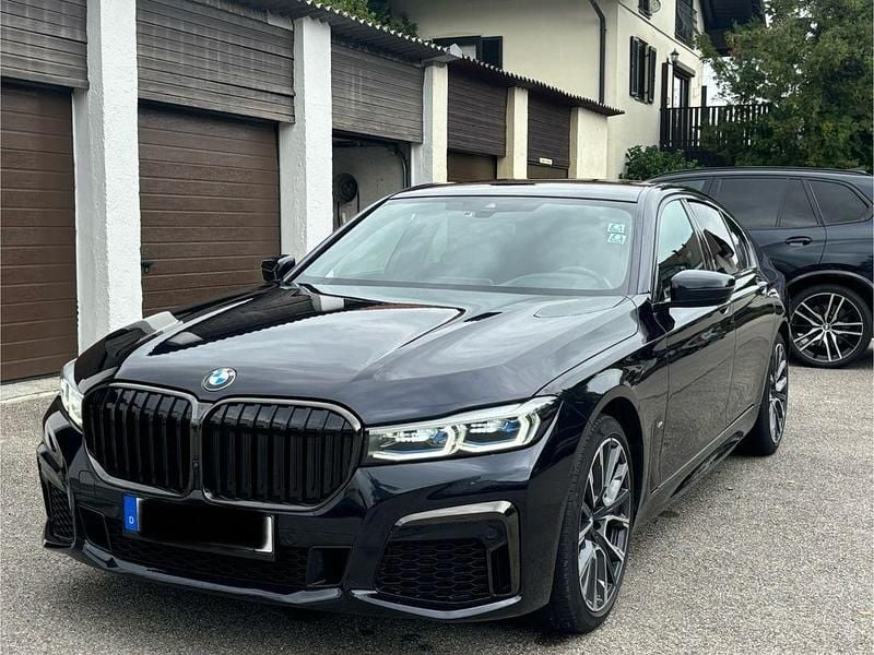 Schwarz Gebraucht 2021 BMW 730 M Sport Limousine | 49.999 € (Fairer Preis) - Bild 1/4
