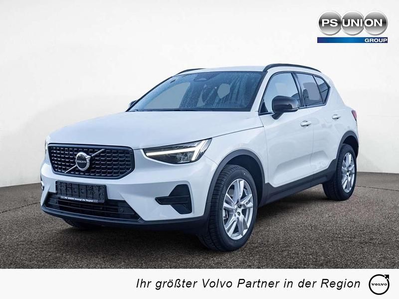 Weiß Neu 2025 Volvo XC40 Plus SUV | 38.990 € (Fairer Preis) - Bild 1/4
