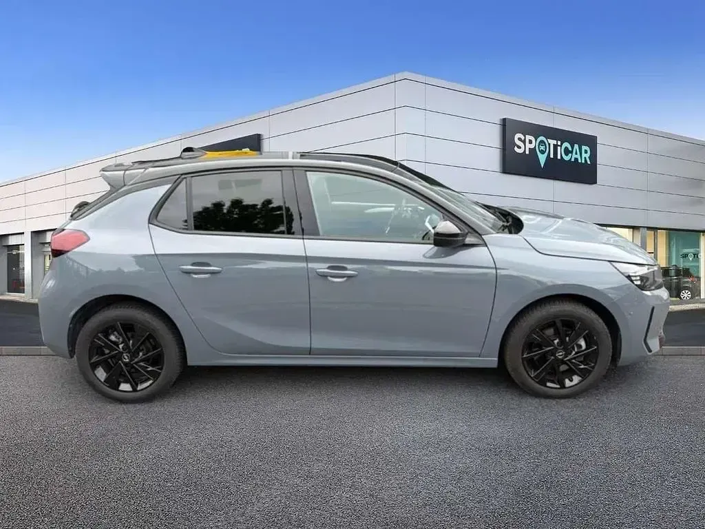 Używany Opel Corsa 145 KM (106 kW) 2025 Szary Hatchback