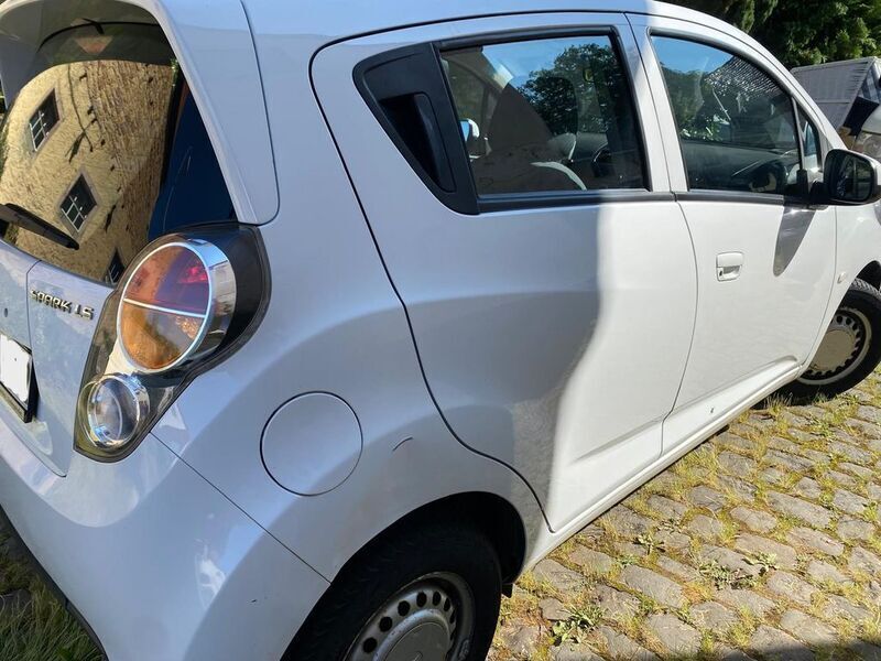 Gebraucht Chevrolet Spark LS 68 PS (50 kW) 2012 Weiß Kleinwagen