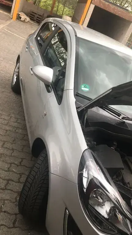 Gebraucht Opel Corsa Energy 90 PS (66 kW) 2014 Silber Kleinwagen