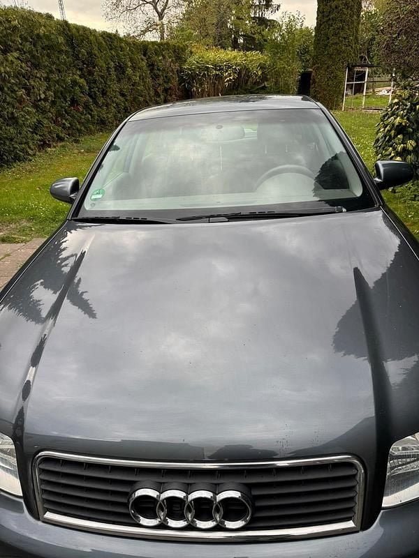 Second-hand Audi A4 130 CP (95 kW) 2001 Gri Berlinǎ