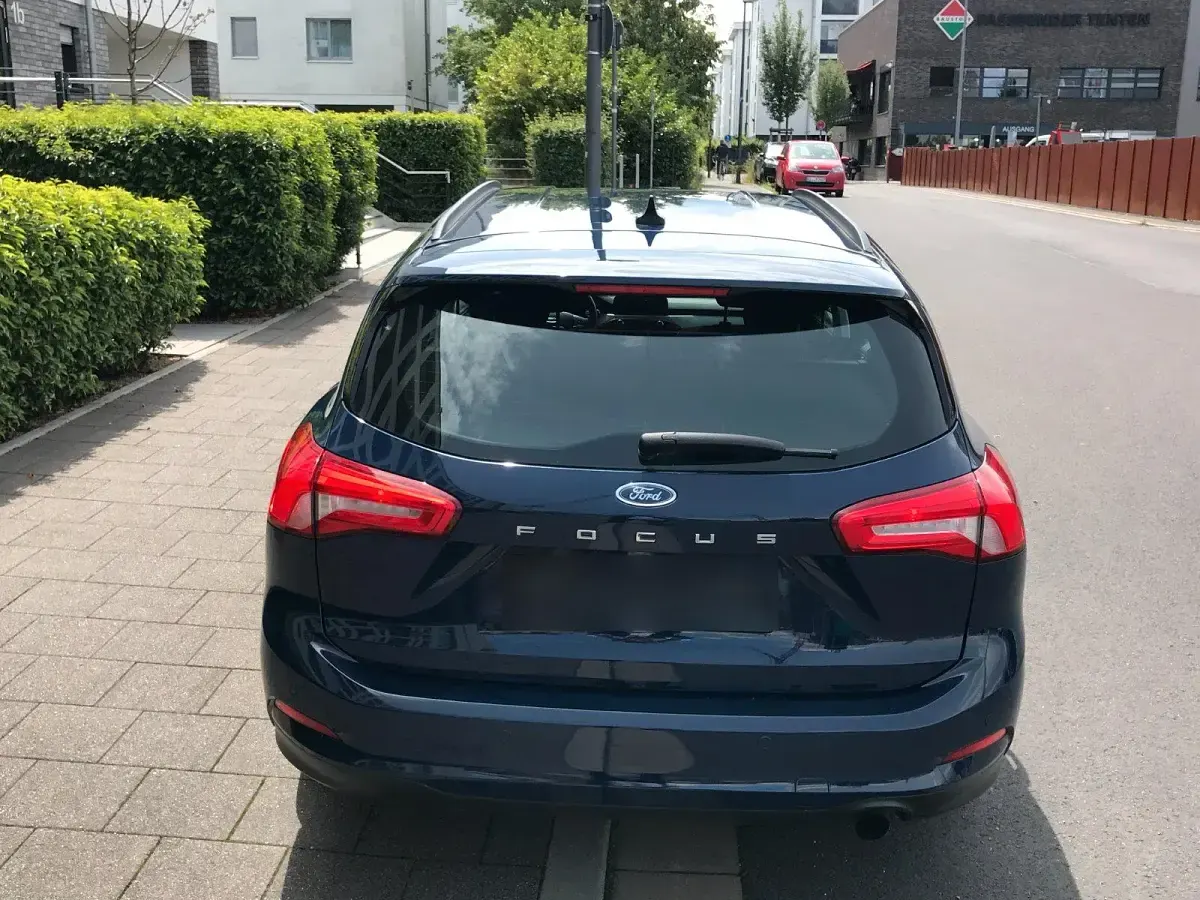 Gebraucht Ford Focus 95 PS (69 kW) 2020 Blau Kombi