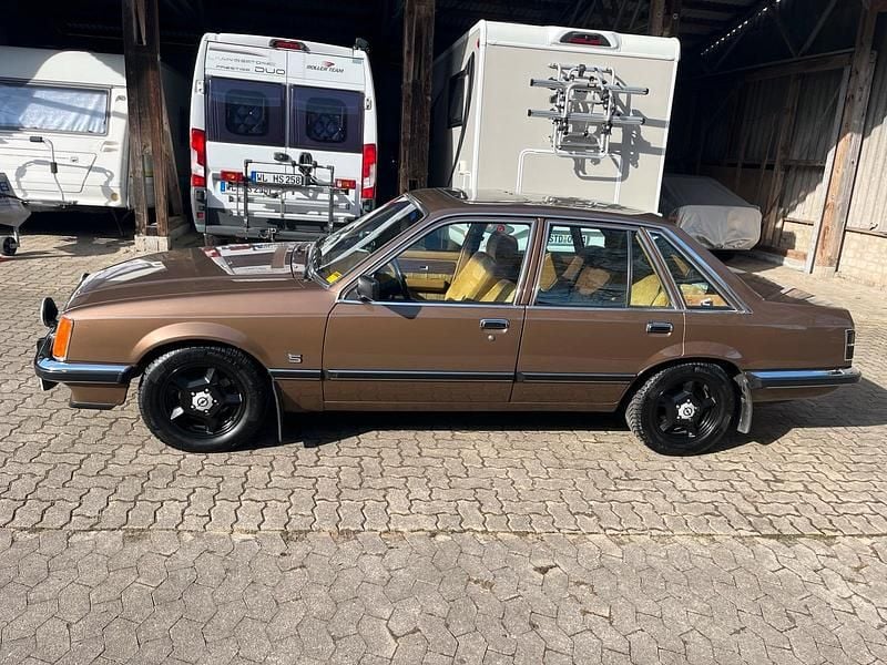 Occasion Opel Senator S 180 ch (132 kW) 1979 Marron Berline