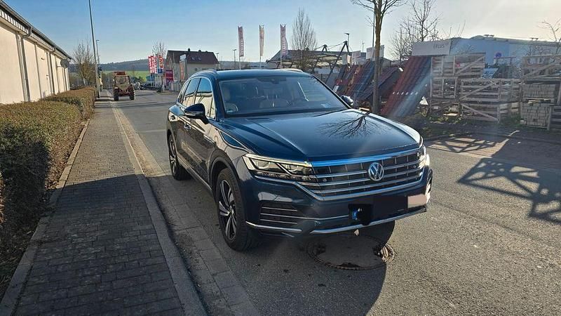 Gebraucht VW Touareg 286 PS (210 kW) 2018 Blau SUV