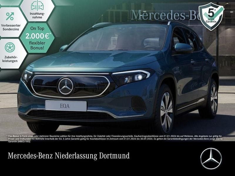 Blau Gebraucht 2022 Mercedes EQA250 Advanced Plus SUV | 27.990 € (Guter Preis) - Bild 1/3