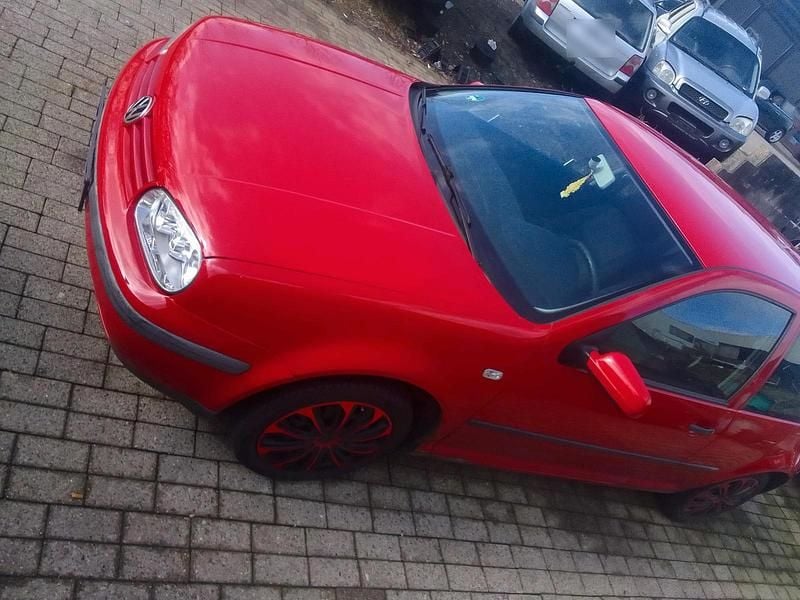 Gebraucht VW Golf IV 75 PS (55 kW) 2000 Rot Limousine