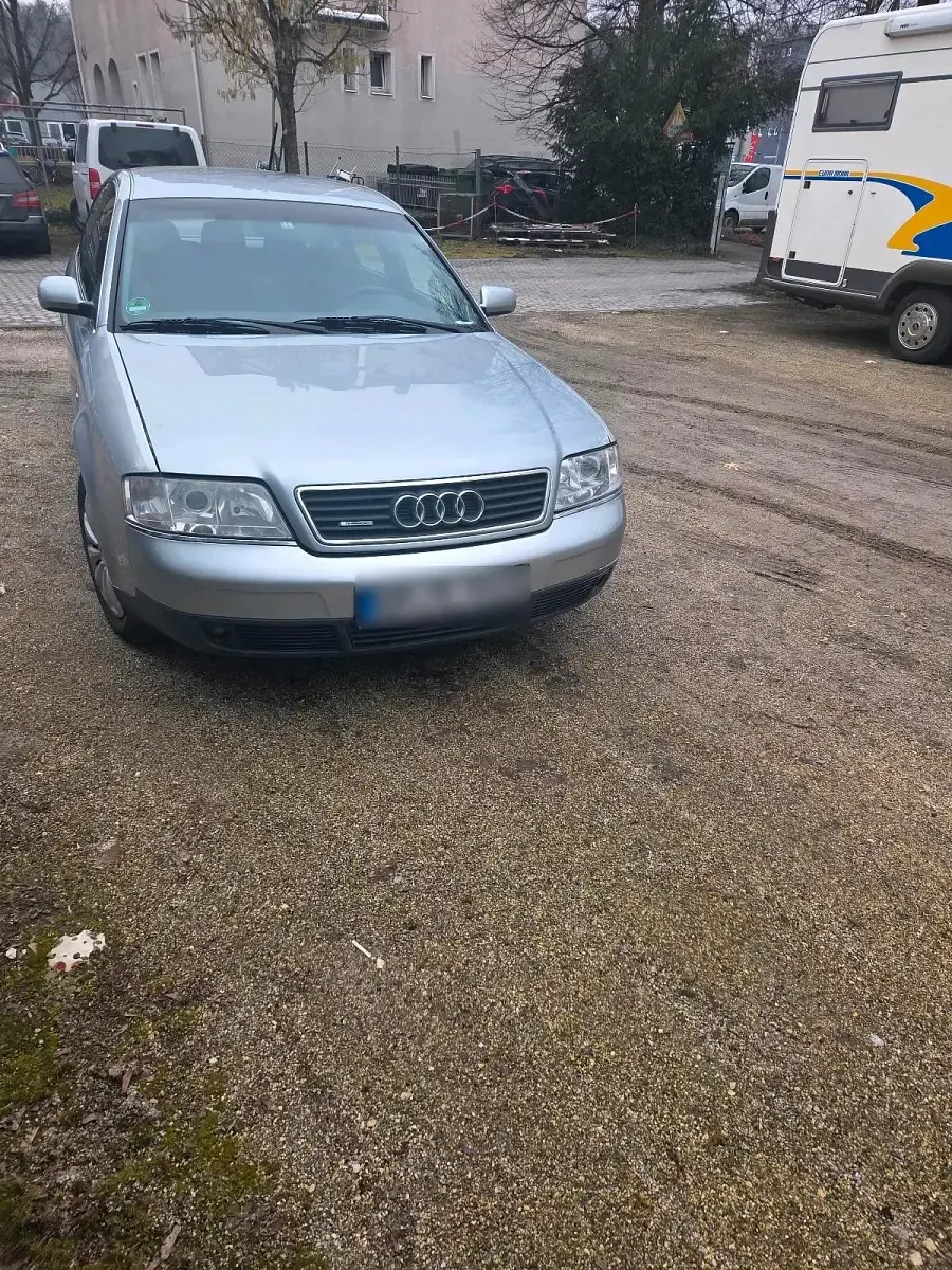 Używany Audi A6 165 KM (121 kW) 1999 Srebrny Sedan/Limuzyna