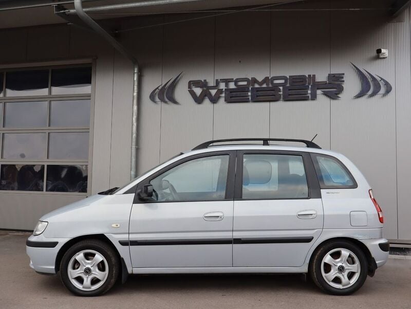 Gebraucht Hyundai Matrix GLS 110 PS (80 kW) 2007 Silber Van / Kleinbus